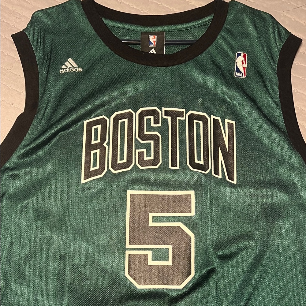 Kevin Garnett Celtics jersey- size L